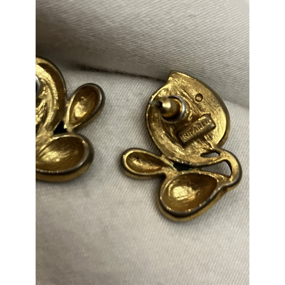VTG Estate Trifari Swirl Teardrop Gold Tone Triple Black Cabochon Earrings - Picture 8 of 8
